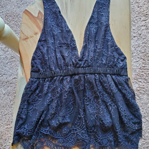 Free People Chante Lace Tie Front Tank - Picture 2 of 12